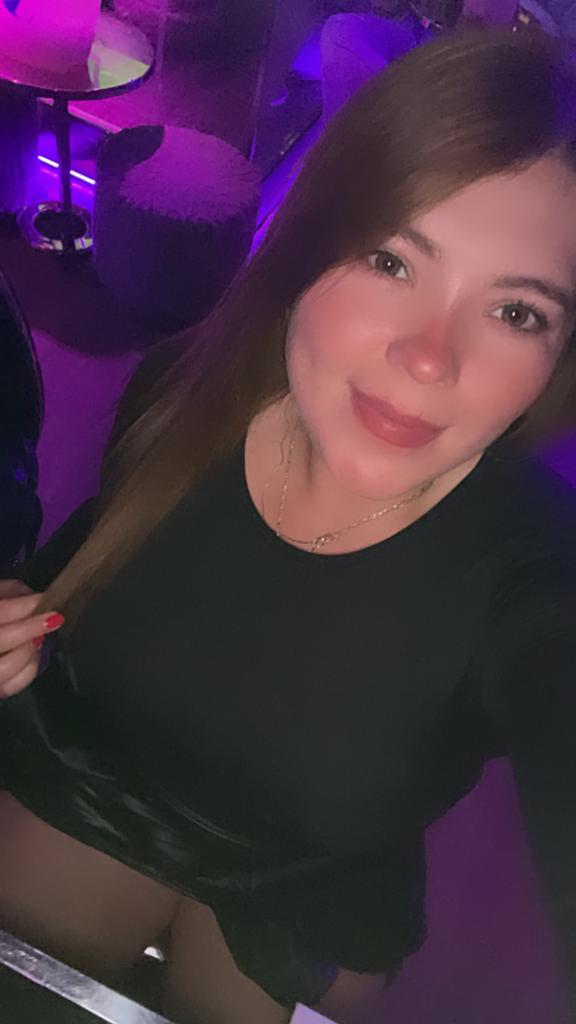 611742180: Chica busca chico en Madrid