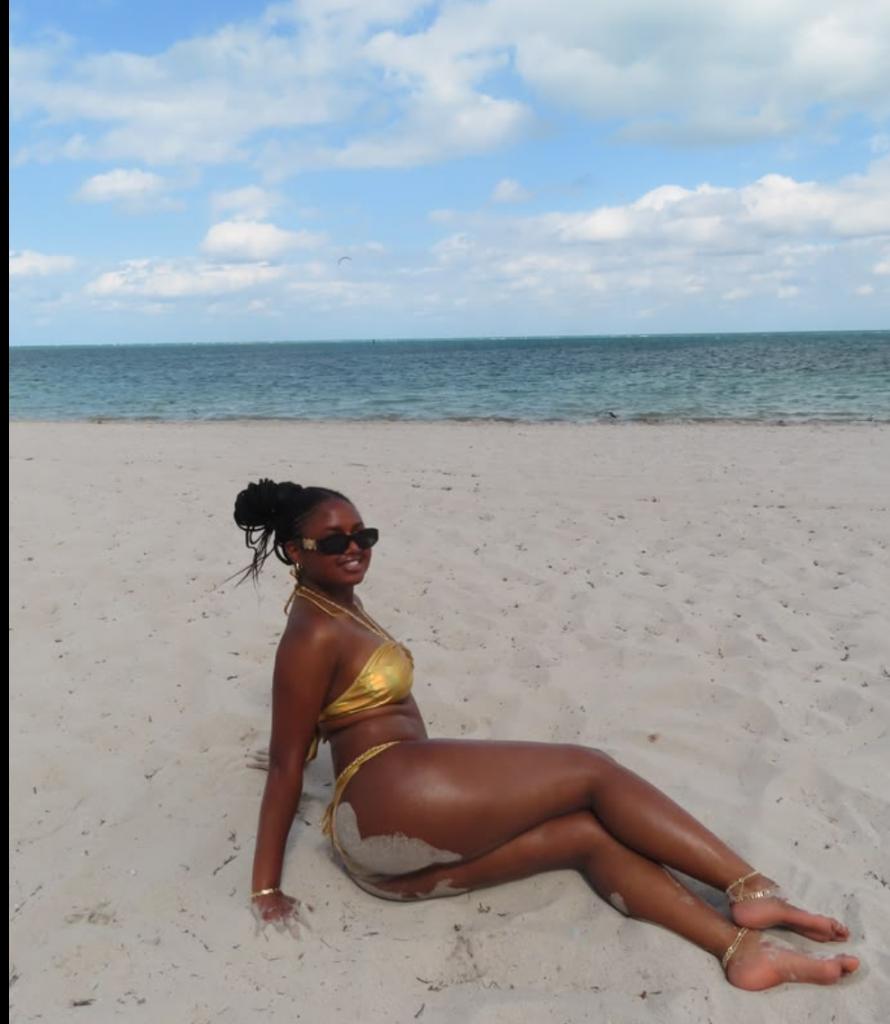 Chica busca chico en Sevilla: Chica busca chico