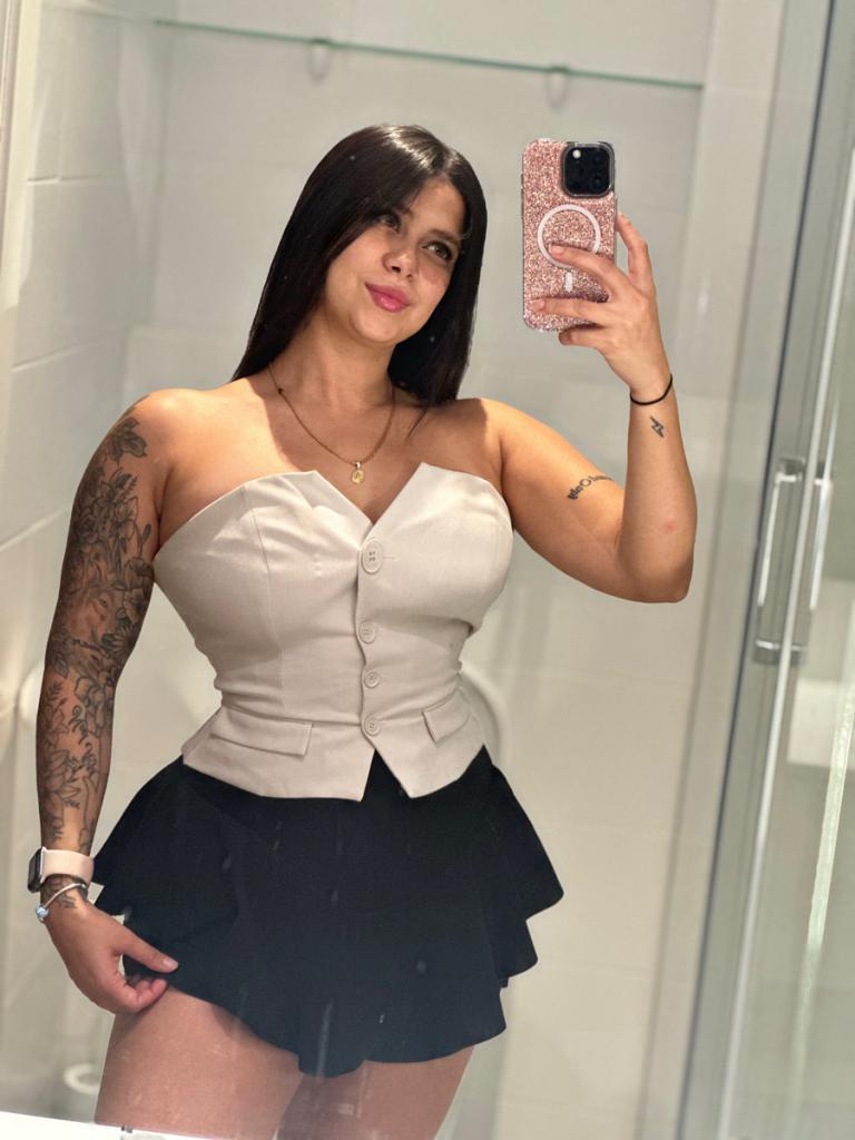 671021997: Chica busca chico en Barcelona