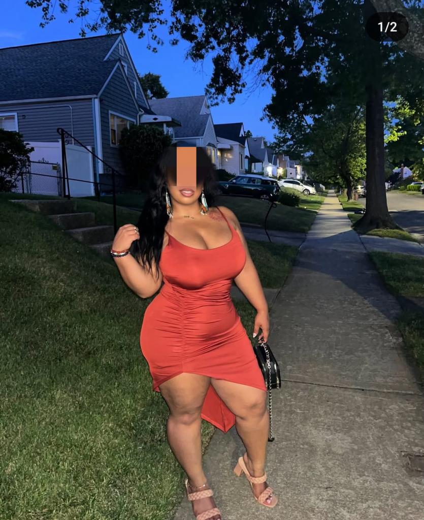 Chica busca chico en Almería: 