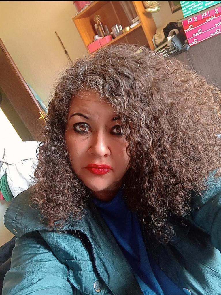 Chica busca chico en León: 