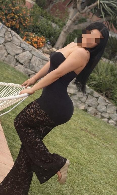 Chica busca chico en Huelva: 