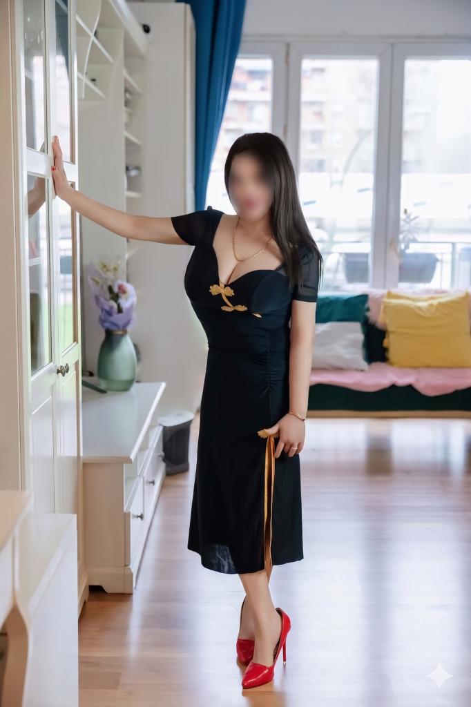 Chica busca chico en Alicante: Chica busca chico