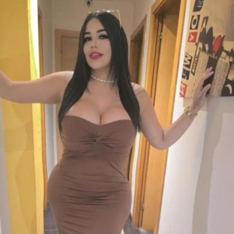 Chica busca chico en Lugo: 