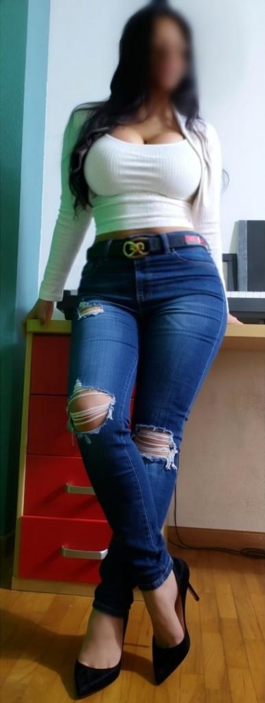612204068: Chica busca chico en Asturias