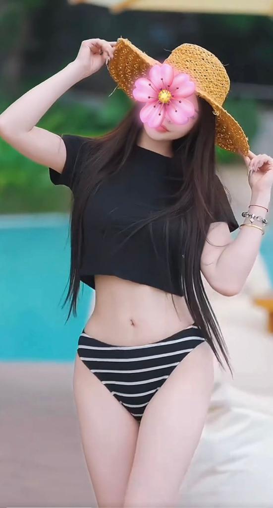 687646000: Chica busca chico en Valencia