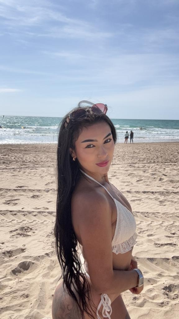 Chica busca chico en Cádiz: Chica busca chico