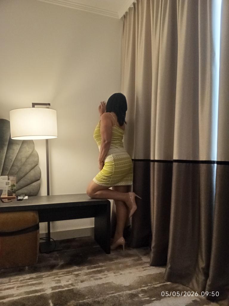 670217687: Chica busca chico en Madrid