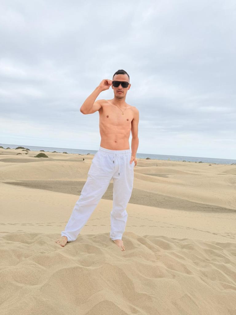 Chico busca chica en Asturias: 