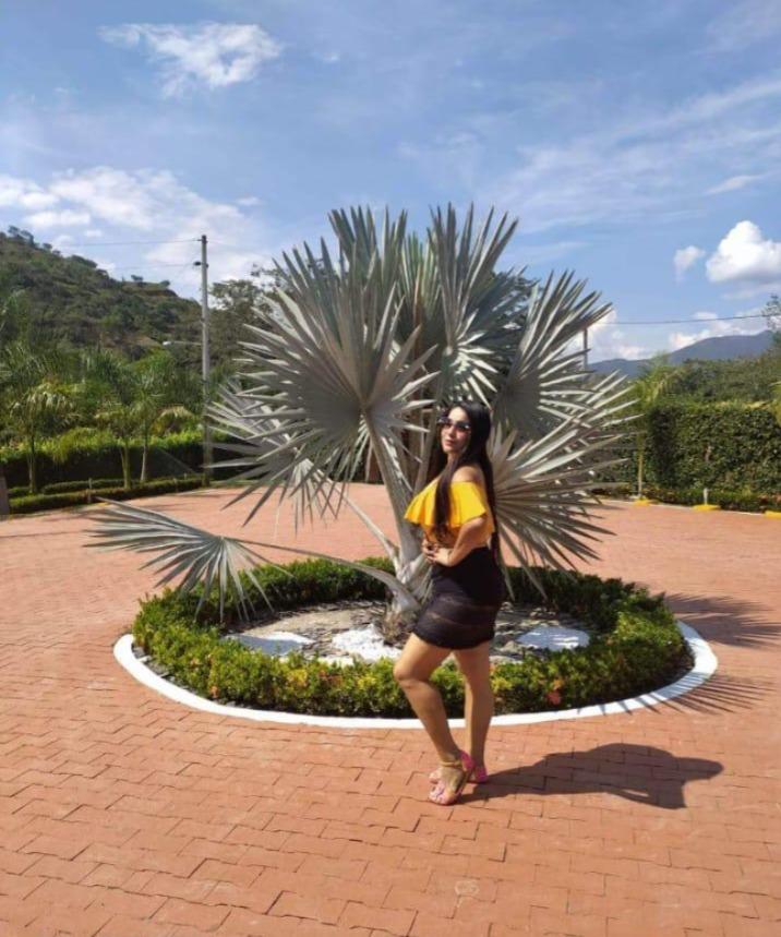 643265689: Chica busca chico en Guipúzcoa