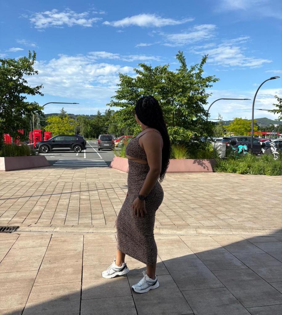 Chica busca chico en Almería: 