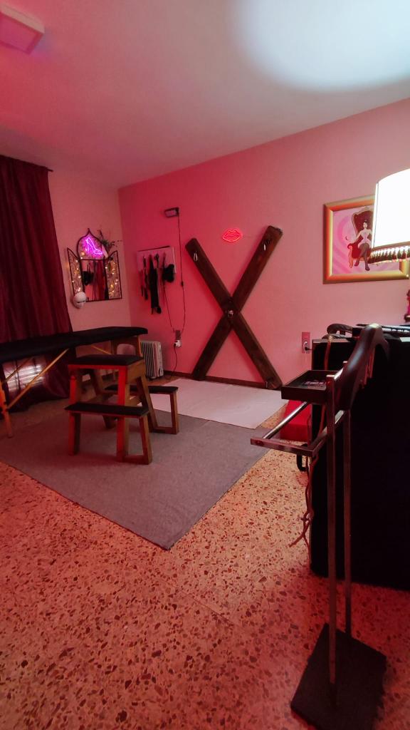 644644437: Chica busca chico en Tarragona