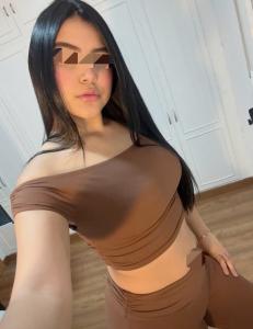 637788697: Chica busca chico en Sevilla
