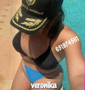 631974561: Chica busca chico en Guipúzcoa