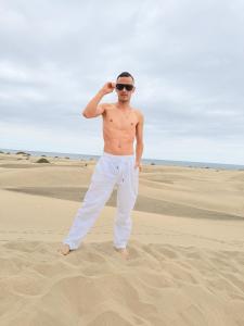 662243140: Chico busca chica en Salamanca