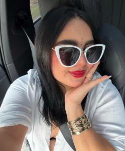 604294319: Chica busca chico en Barcelona