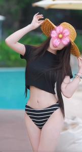 677577366: Chica busca chico en Valencia