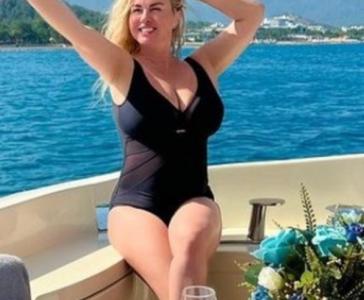 643049412: Chica busca chico en Granada