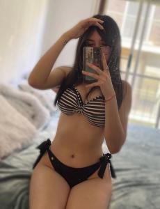 613835486: Chica busca chico en Cantabria