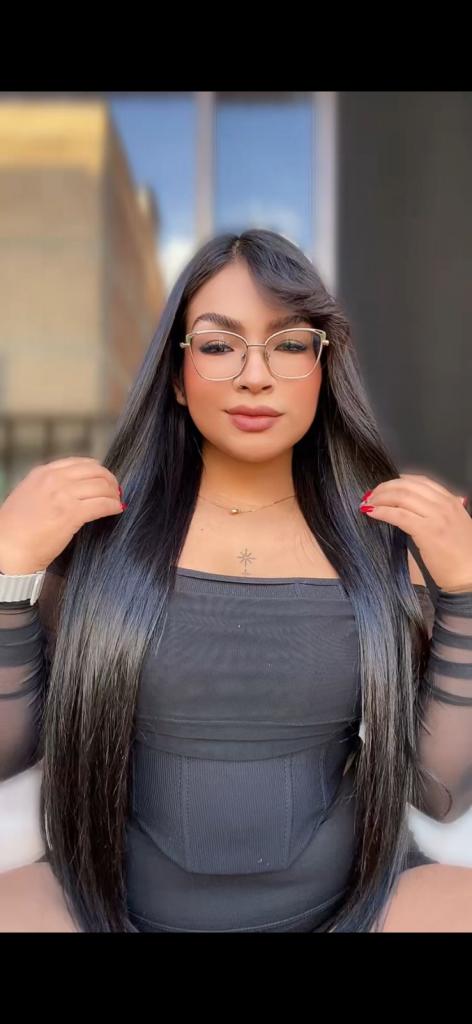 Chica busca chico en Alicante: Chica busca chico