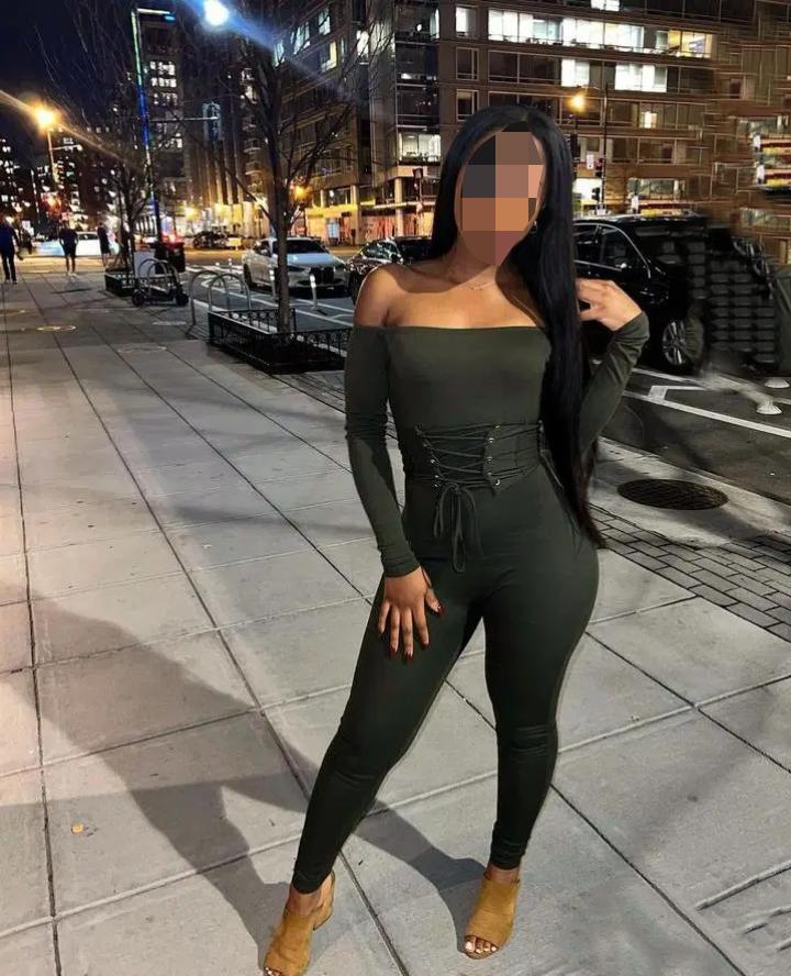 Chica busca chico en Cádiz: 