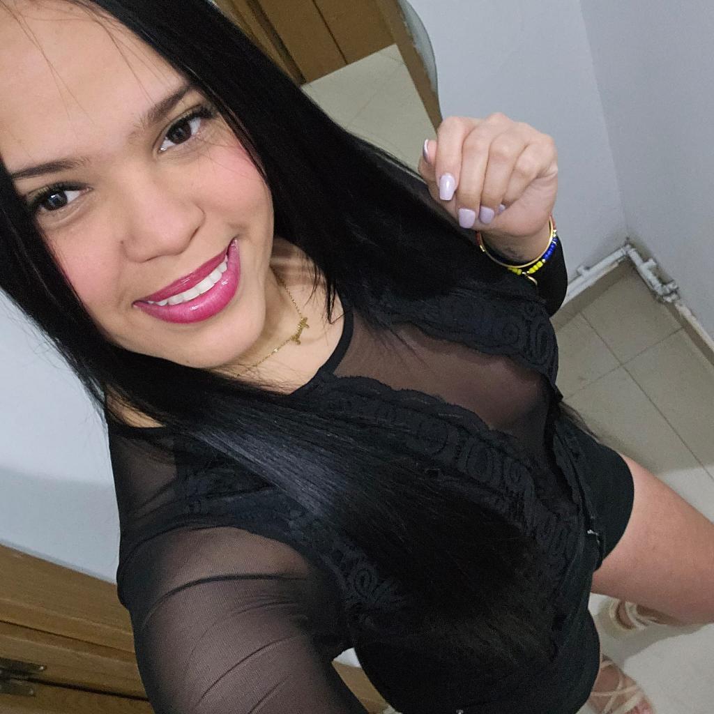 632948091: Chica busca chico en Málaga