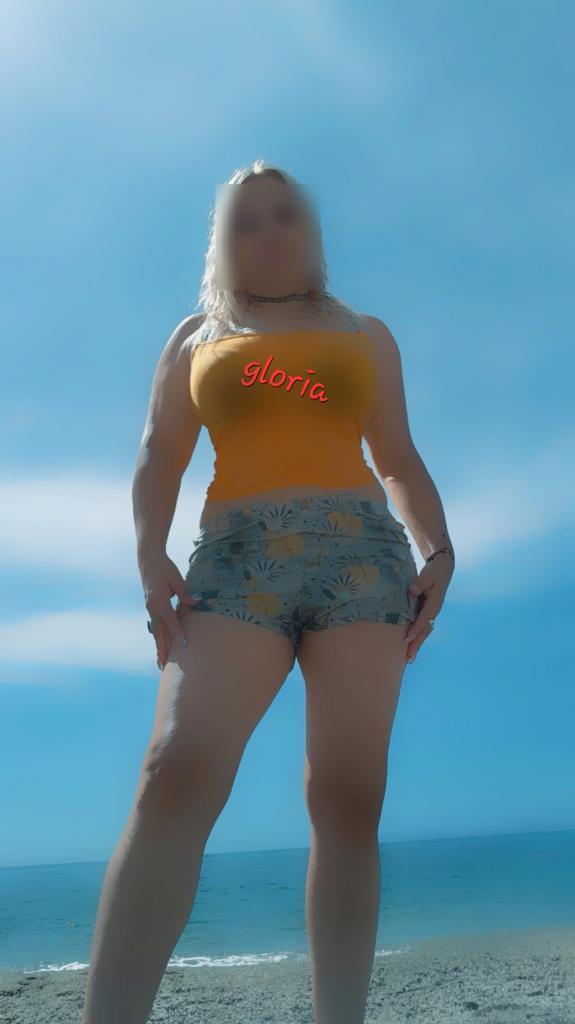 Chica busca chico en Almería: 