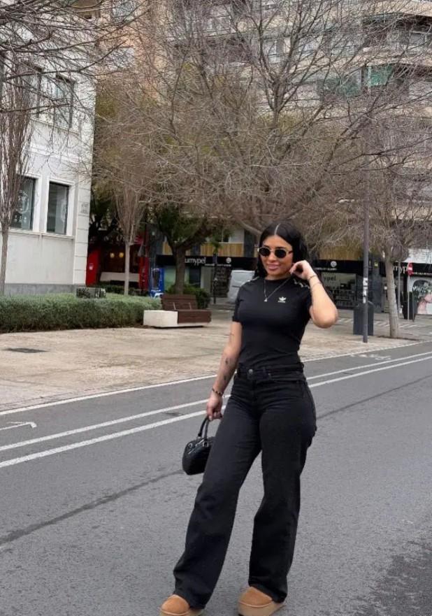 Chica busca chico en Menorca: 