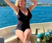 643049412: Chica busca chico en Granada