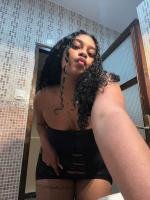 631168270: Chica busca chico en Barcelona