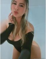643590228: Transexual en León