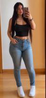 688394537: Chica busca chico en Madrid