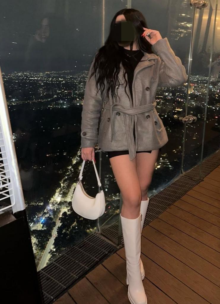 Chica busca chico en Granada: 