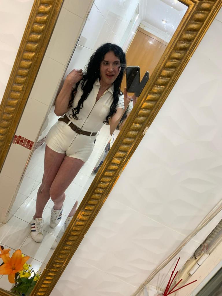 631572079: Chico busca chica en Madrid