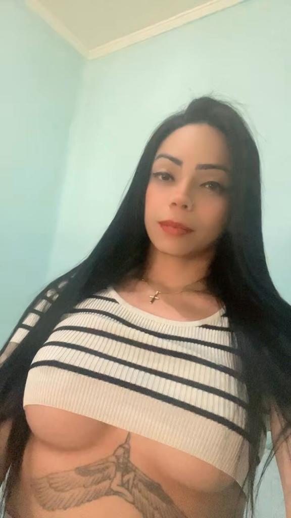 672829212: Transexual en La Coruña