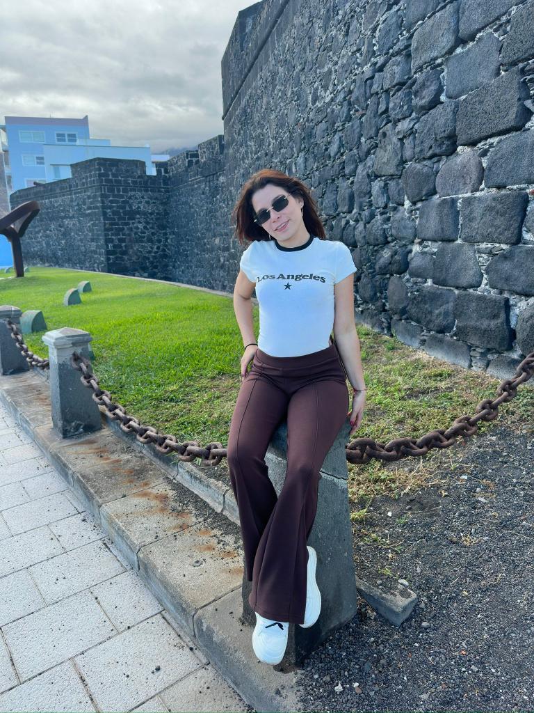 Chica busca chico en Almería: 