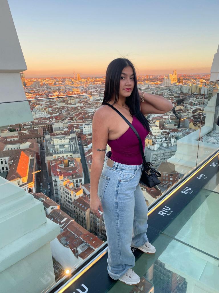 Chica busca chico en Madrid: 