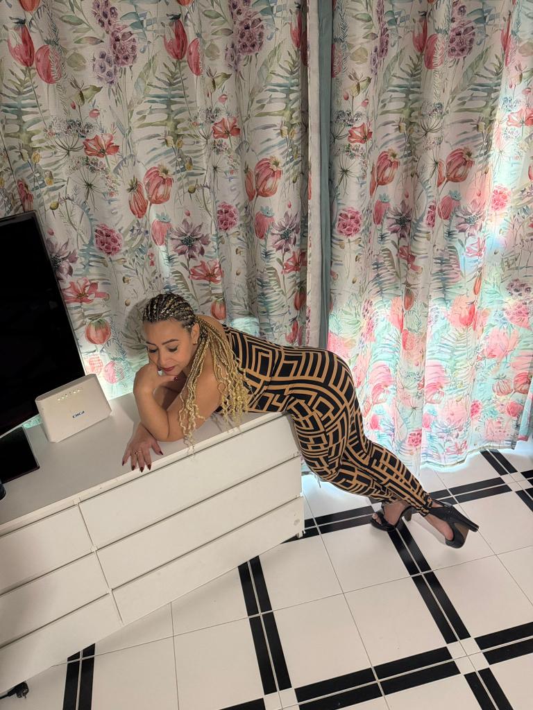 Chica busca chico en Murcia: 