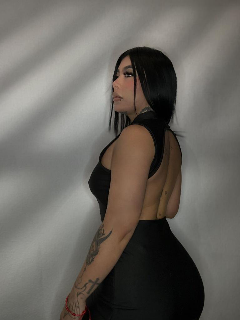 630371450: Chica busca chico en Cantabria