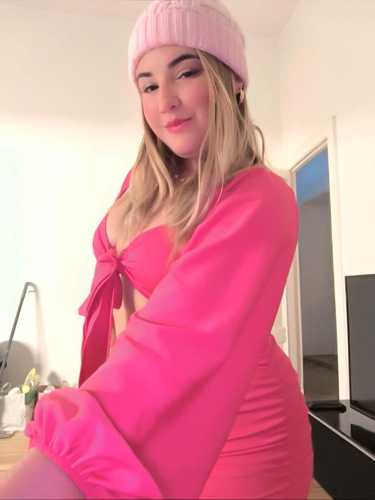 Chica busca chico en Ibiza: 