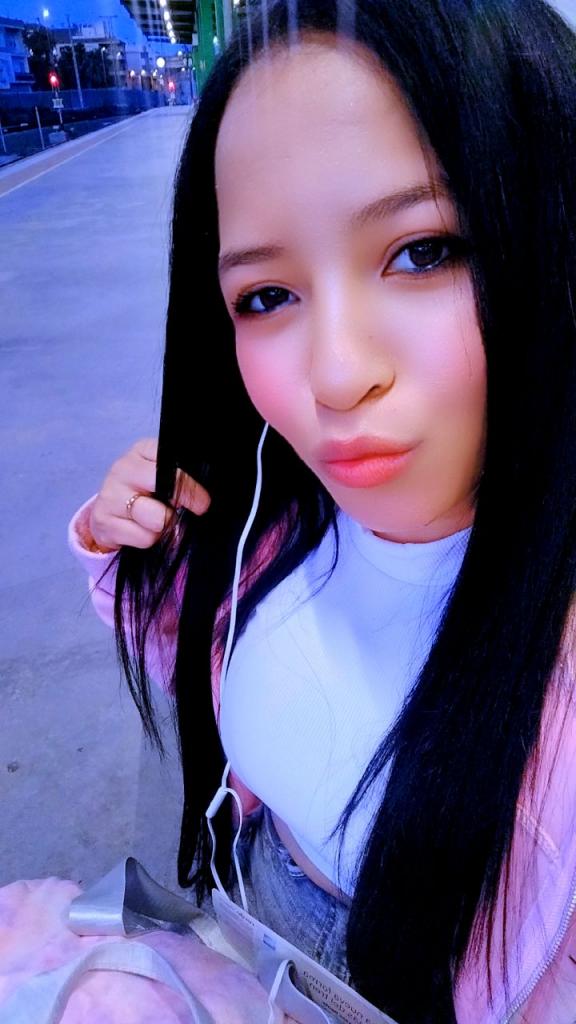 Chica busca chico en Valencia: Chica busca chico