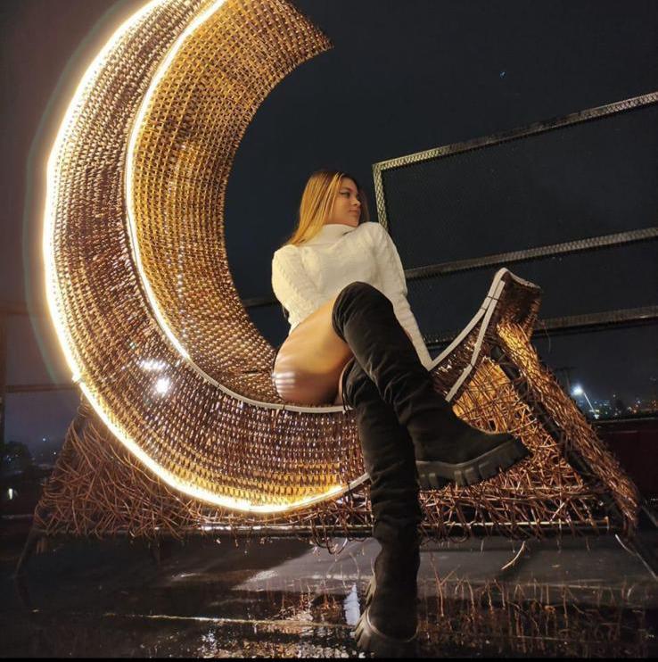 602737304: Chica busca chico en Cáceres