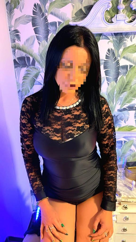 Chica busca chico en Alicante: 