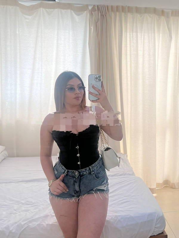 643712947: Chica busca chico en Albacete