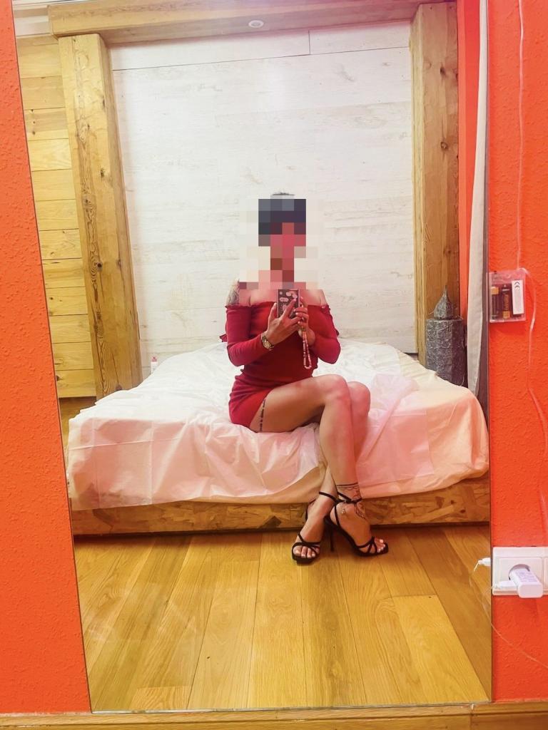 Chica busca chico en Asturias: 