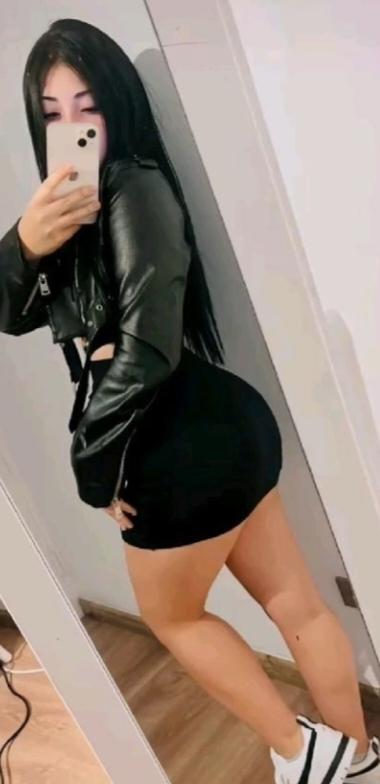 Chica busca chico en Cádiz: 