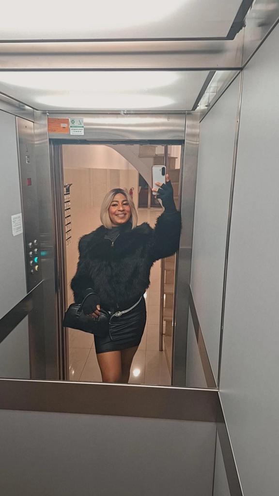 697633175: Travesti en Valencia