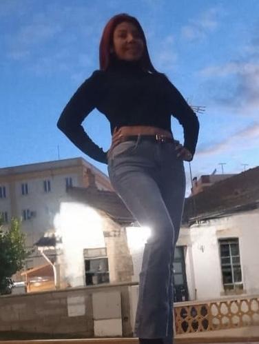 623324767: Chica busca chico en Huelva