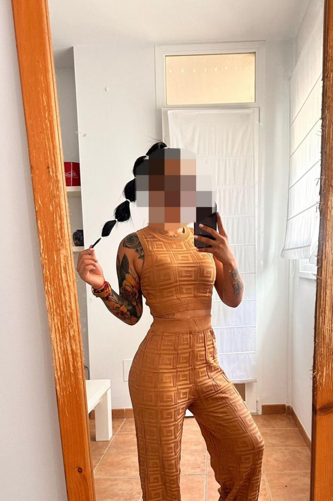 627107716: Chica busca chico en Cádiz