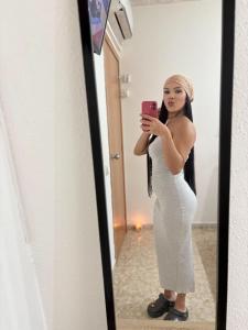 680366967: Chica busca chico en Madrid